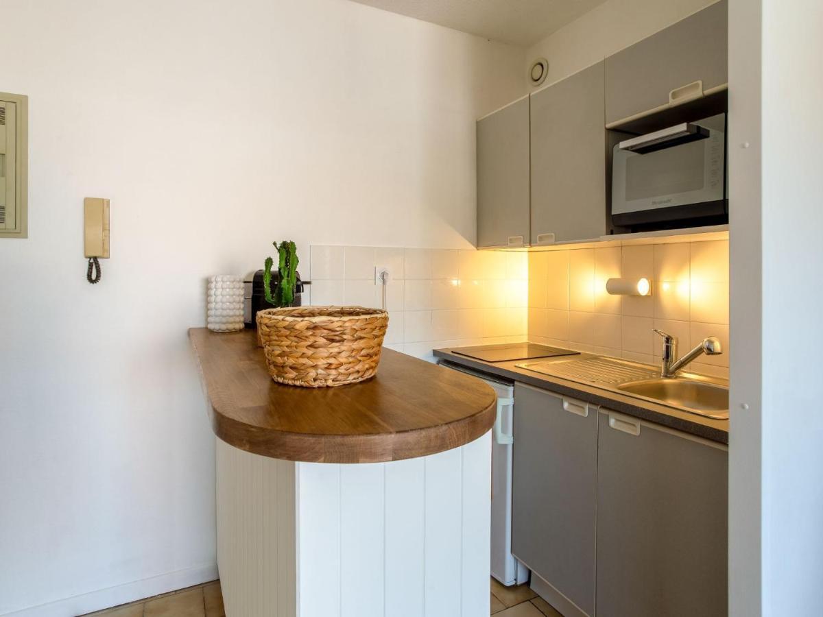 Apartment Saint James-13 By Interhome Le Lavandou Exteriör bild